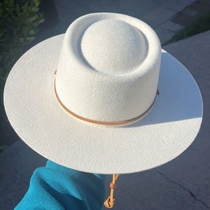 Gigi Pip Wren Telescope Crown Hat size 57